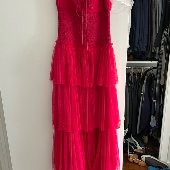 Monique Lhuillier Gown - size 0 - Picture 6 of 7